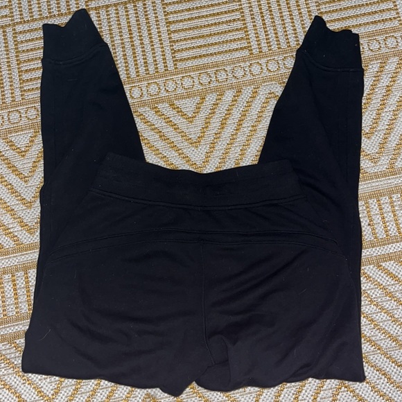 lululemon sweatpants/joggers - Picture 3 of 4